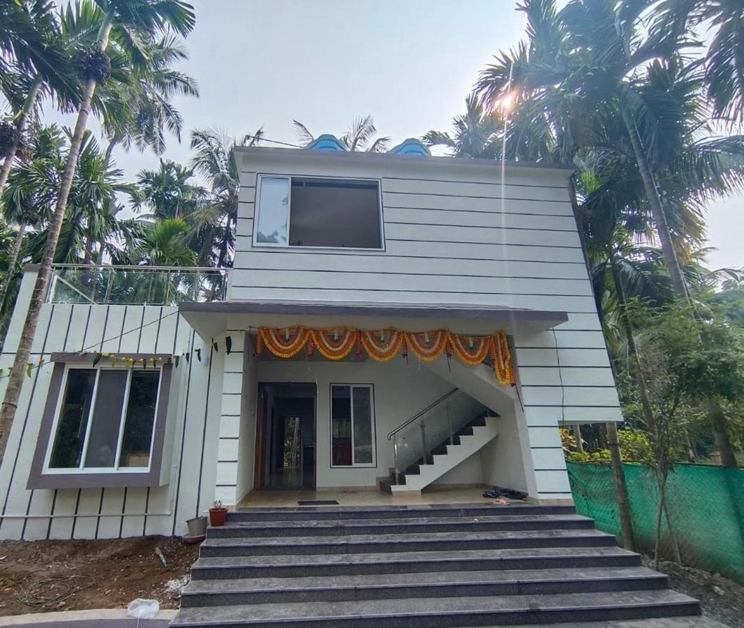 Villa Atharva Thāl Exteriör bild